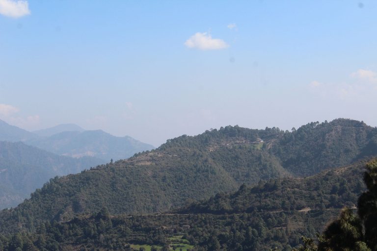 उद्योग खोल्ने भन्दै झुक्याएर चुनढुंगा उत्खननको तयारी