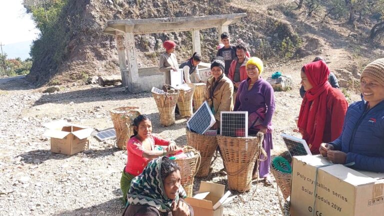 सोलार पाएपछि कुइजाबासीमा खुसीयाली