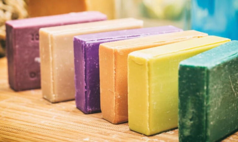 चुनौति झेल्दै दाङका ३५ साबुन उद्योग