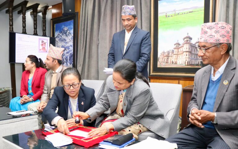 सहिद नेत्रलाल अभागी अव हुलाक टिकटमा