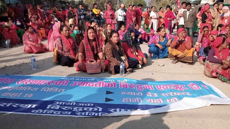 मिटरव्याजका २३ वटा उजुरीमा मिलापत्र