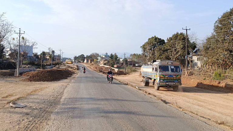 पोखरेलको पहलले बने दाङमा दर्जनौ सडकहरु